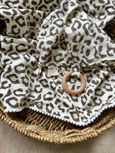 Load image into Gallery viewer, Organic Cotton Muslin &amp; Comforter Teething Ring Set
